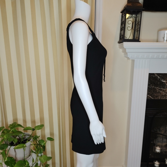 ESCADA STRETCH KNIT DRESS WITH CROCHET STRAPS/NECKLINE. BLACK 34/ US 4 - Picture 5 of 7